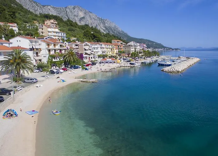 Apartments Sumic Podgora