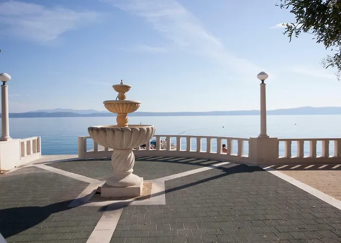Apartments Sumic Podgora